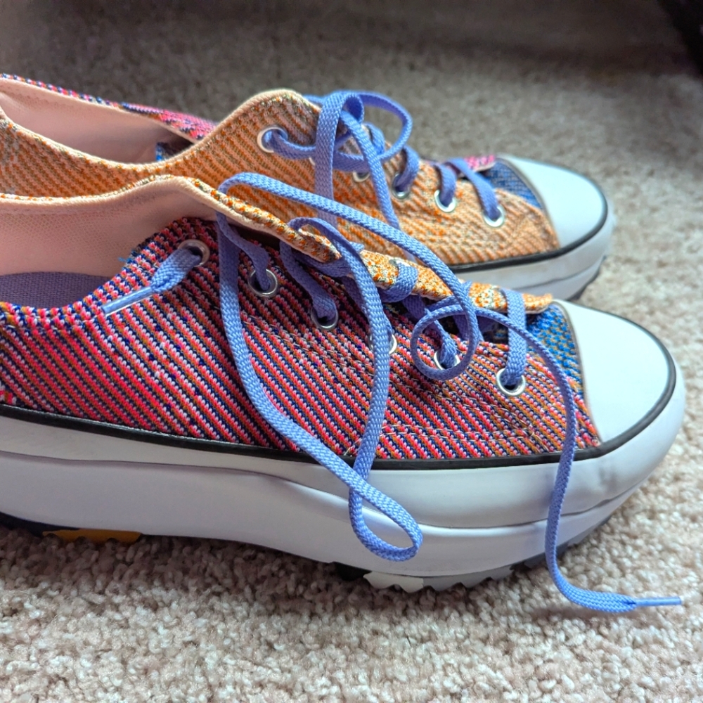 Brand New Converse Platform Sneakers 9.5